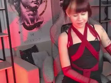 caroline_eclipse – webcam model profile photo Image 6