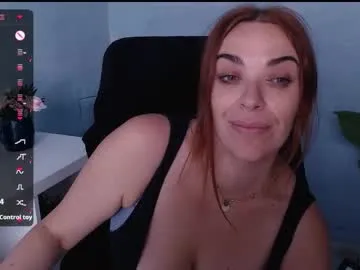 hinicky – webcam model profile photo Image 15