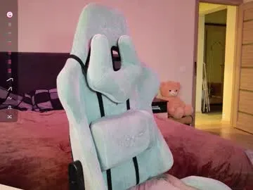 jenovakitty – webcam model profile photo Image 11