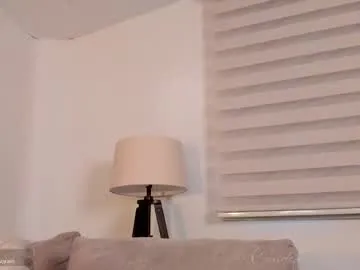 sophiestique – webcam model profile photo Image 9