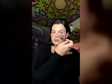 thicc_devie – webcam model profile photo Image 2