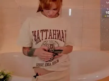 luckrose – webcam model profile photo Image 9