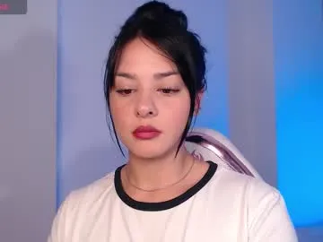 IORio2 – webcam model profile photo Image 13