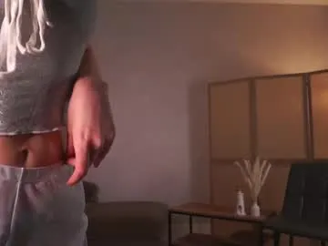 ava_delightt – webcam model profile photo Image 10