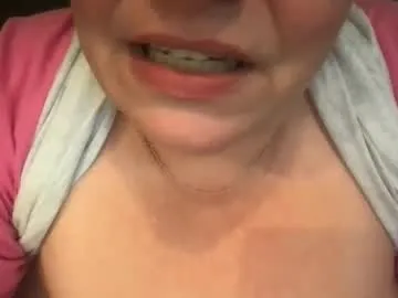 lucretiaburnaugh – webcam model profile photo Image 16