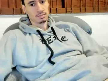 xunybany – webcam model profile photo Image 12