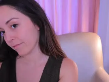 Taanni – webcam model profile photo Image 14