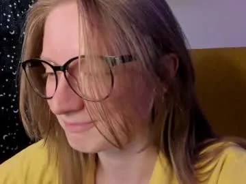 samanthapeachs – webcam model profile photo Image 2