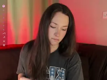 lucretiaburnaugh – webcam model profile photo Image 15