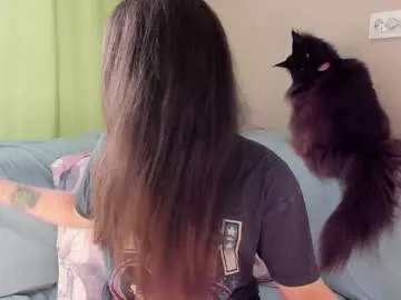 lucretiaburnaugh – webcam model profile photo Image 8