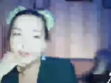 Alexxpussy – webcam model profile photo Image 2