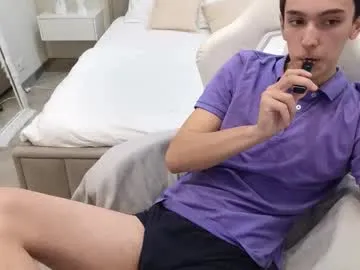 kingdanny_8 – webcam model profile photo Image 5