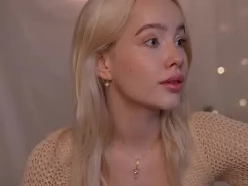 _favorite_ – webcam model profile photo Image 12