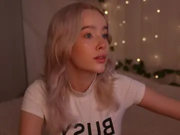 _favorite_ – webcam model profile photo Image 15