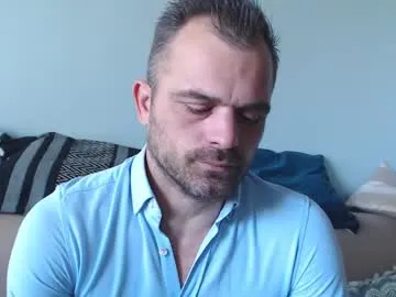 dirtypub – webcam model profile photo Image 7