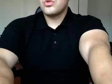 YoungSquad – webcam model profile photo Image 9