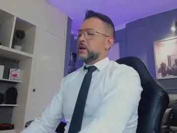 octavarium211 – webcam model profile photo Image 12