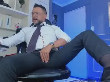 octavarium211 – webcam model profile photo Image 2