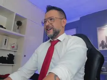 octavarium211 – webcam model profile photo Image 8