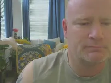 angellspartner – webcam model profile photo Image 15