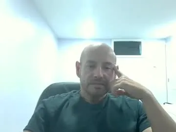 wesides – webcam model profile photo Image 15