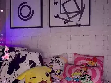 EvieEvans – webcam model profile photo Image 3