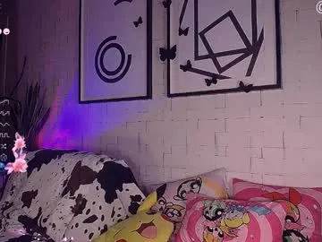 EvieEvans – webcam model profile photo Image 8