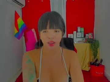 naty_lux19 – webcam model profile photo Image 5