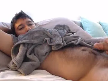 uwuxo – webcam model profile photo Image 14