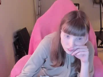 VIKITOMMY – webcam model profile photo Image 11