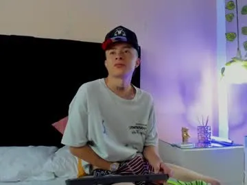 AirboyTy – webcam model profile photo Image 13