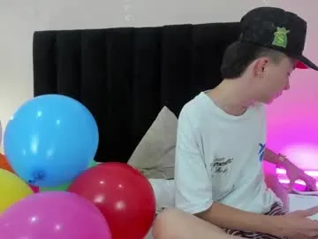 AirboyTy – webcam model profile photo Image 15