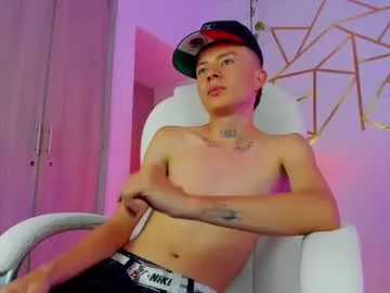 AirboyTy – webcam model profile photo Image 6