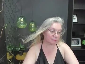 elisonni – webcam model profile photo Image 8