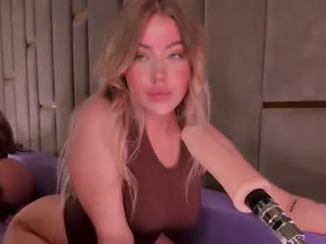 StarKristy – webcam model profile photo Image 6