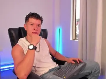 gdanch – webcam model profile photo Image 4