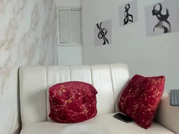 SweetBunnyGF – webcam model profile photo Image 9