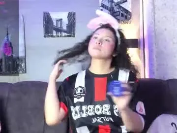 millemimi – webcam model profile photo Image 9