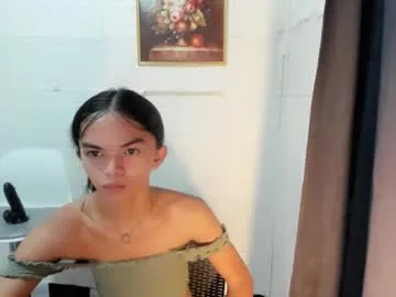 xunybany – webcam model profile photo Image 3