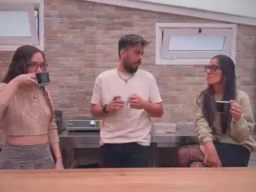 shy_suchka – webcam model profile photo Image 11