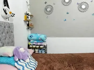 Lola_Hale – webcam model profile photo Image 16