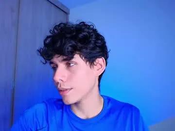 hina_porn – webcam model profile photo Image 3