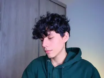 hina_porn – webcam model profile photo Image 4