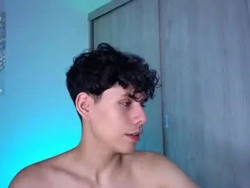 hina_porn – webcam model profile photo Image 9