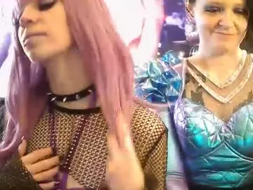 little_effy18_ – webcam model profile photo Image 9