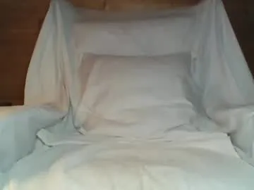 CUMshotik23 – webcam model profile photo Image 16