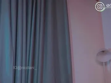 -AngelAri- – webcam model profile photo Image 15