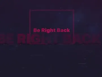 TOP_po – webcam model profile photo Image 4