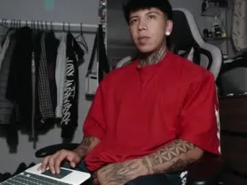 timotti18 – webcam model profile photo Image 3