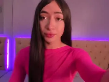 mayadashaaa – webcam model profile photo Image 3